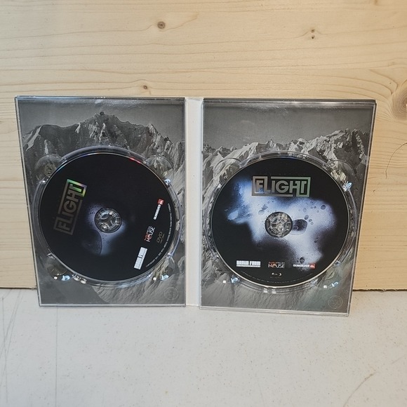 The Art of Flight DVD Blu-ray Combo Set Two Disc Collectors Edition - Picture 5 of 5